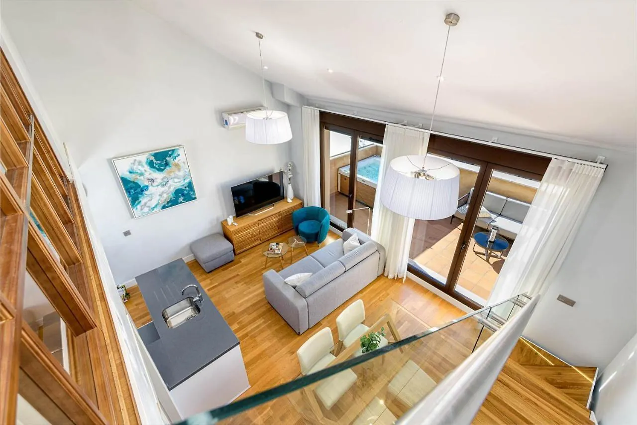 Sebastian Souviron Suites In Malaga By Solaga Holiday Homes Spanje