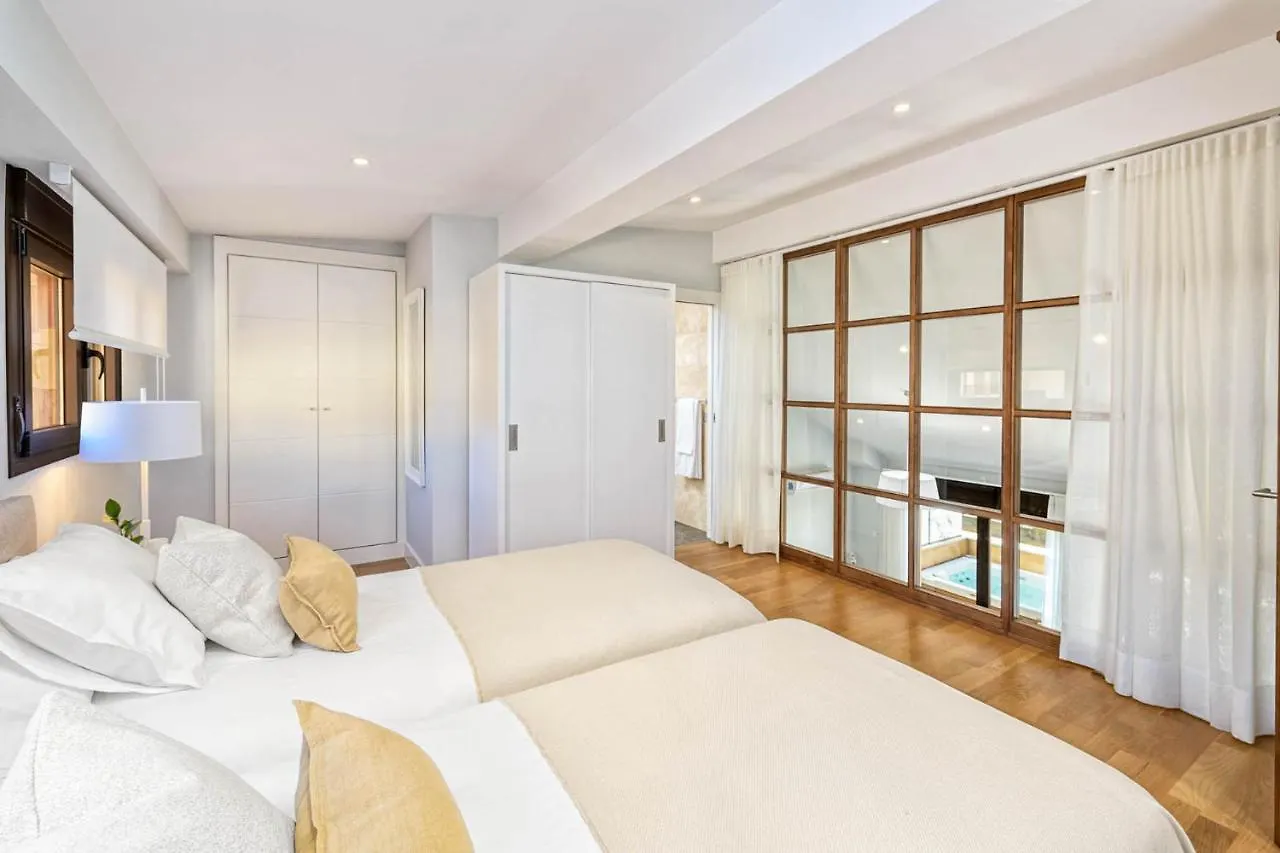 Appartement Sebastian Souviron Suites In Malaga By Solaga Holiday Homes