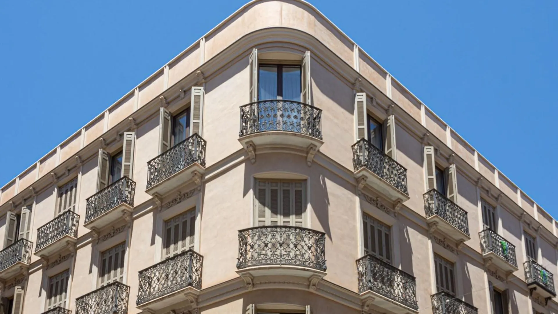 Sebastian Souviron Suites In Malaga By Solaga Holiday Homes